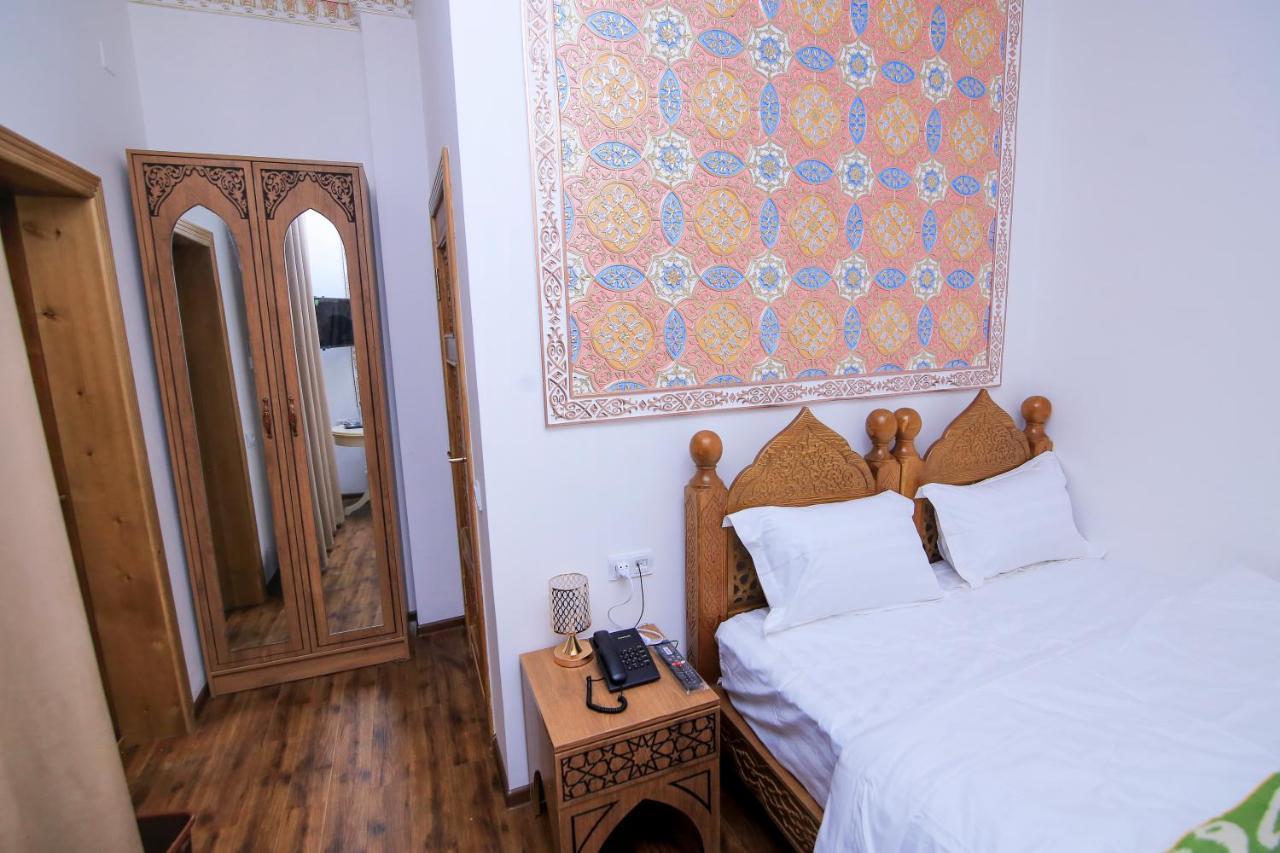Xadijam Hotel Bukhara Esterno foto
