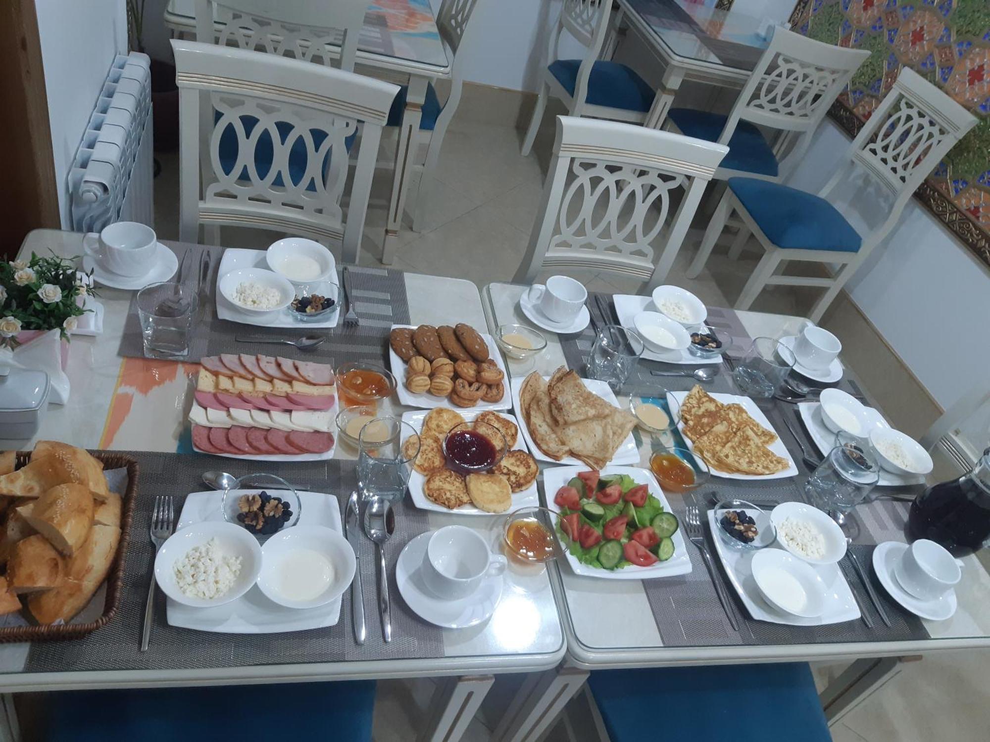 Xadijam Hotel Bukhara Esterno foto